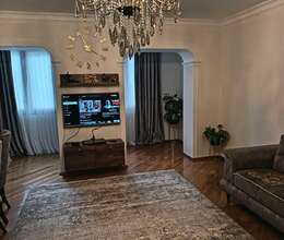 Satılır Köhnə tikili, 105m², 4-Otaqlı