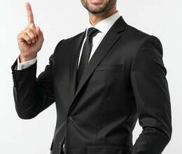 Menecer tələb olunur