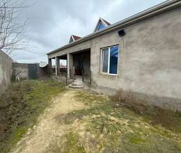 Maştağada yola yaxin ev satılır