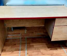 Kanada istehsalı ofis masası	