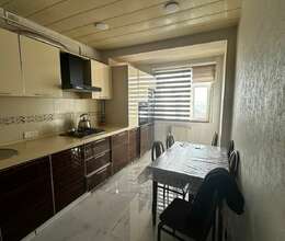 Satılır Köhnə tikili, 80m², 3-Otaqlı