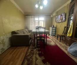 Satılır Köhnə tikili, 70m², 3-Otaqlı