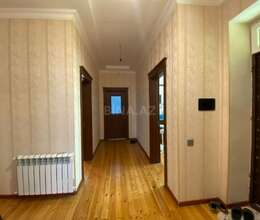 House with Garden, Villa For Sale