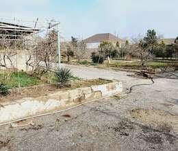 Buzovnada torpaq satilir