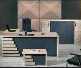 Ofis mebelləri hazırlanır