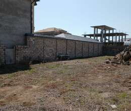 Buzovnada torpaq satilir