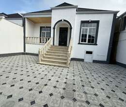 Maştağada yola yaxin ev satılır