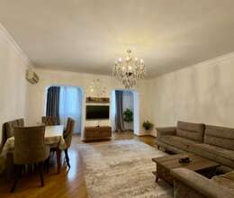 Satılır Köhnə tikili, 74m², 3-Otaqlı