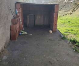 Buzovnada torpaq satilir