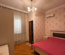 House with Garden, Villa For Rent