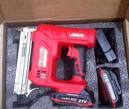 Zaryatka ilə işləyən mismarvuran