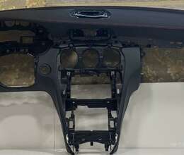 Mercedes-benz W 205 Qırmızı tikişli qara şit