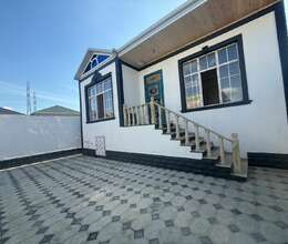 Savalanda yola yaxin ev satılır