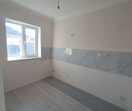 House with Garden, Villa For Sale