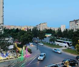 Satılır Köhnə tikili, 80m², 3-Otaqlı