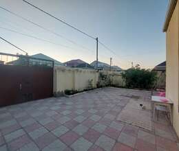 House with Garden, Villa For Sale