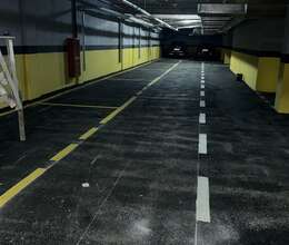 Asfalt işləri görülür.