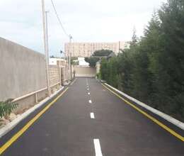 Asfalt işləri görülür.