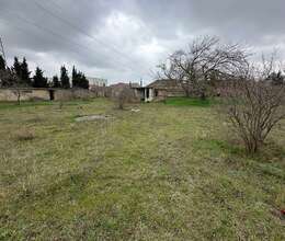 Buzovnada torpaq satilir