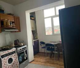 Satılır Köhnə tikili, 120m², 5-Otaqlı