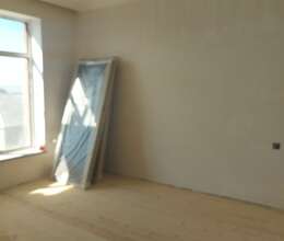 House with Garden, Villa For Sale