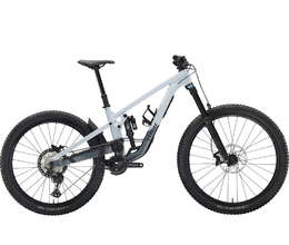 2026 Trek Slash 8 Gen 6 (WIEKBIKE)