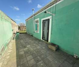 Mastağada yol kenari ev satılir