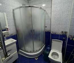 Xiyabani küşəsində 4 otaqlı mənzil satılır