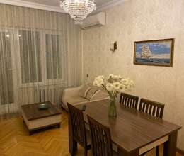 Satılır Köhnə tikili, 80m², 3-Otaqlı