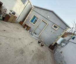 Savalanda yola yaxin ev satılır