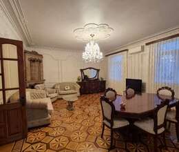 Satılır Köhnə tikili, 150m², 4-Otaqlı