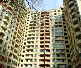 Kirayə verilir Yeni tikili, 200m², 4-Otaqlı