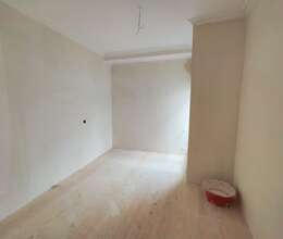 House with Garden, Villa For Sale