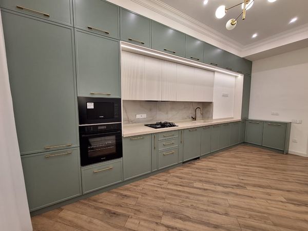 # Satılır 4 Otaqlı Yeni Tikili 150 M², 28 May Metrosu