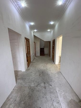 4 otaqlı, bağ evi, 200 m², təmirli, satılır