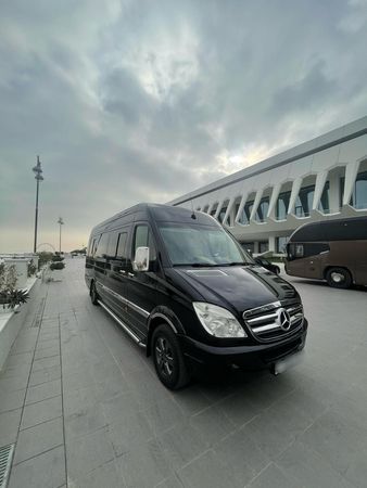 Transfer Xidməti, Vıp Mikroavtobus Sprinter — Bakıda