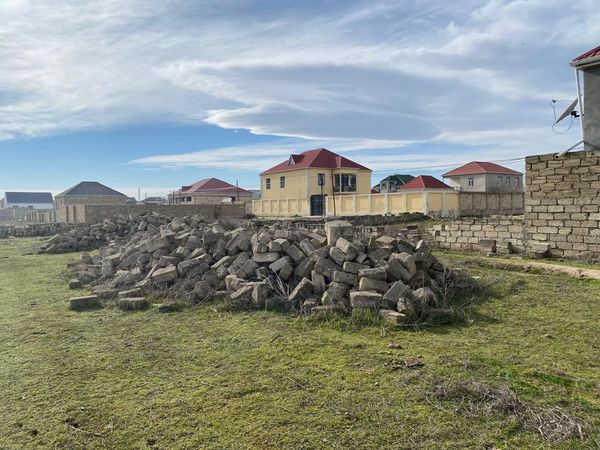 10 Sot Torpaq Sahəsi, Ramana Qəs