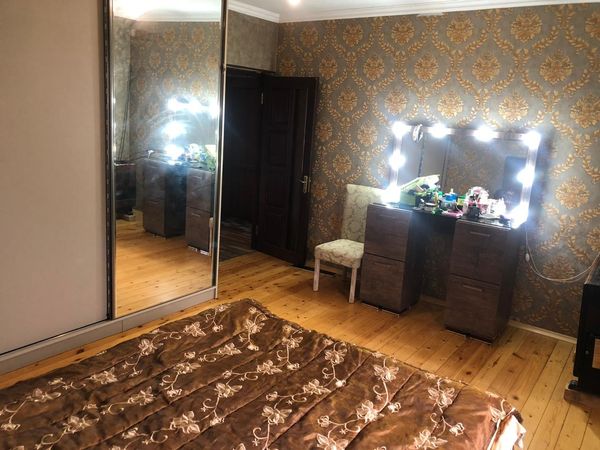 Həyət evi, Yeni Suraxanı qəs., 100 m²