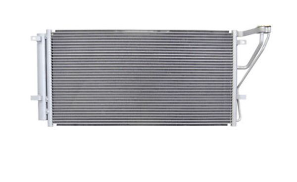 Kia Carens su radiatoru