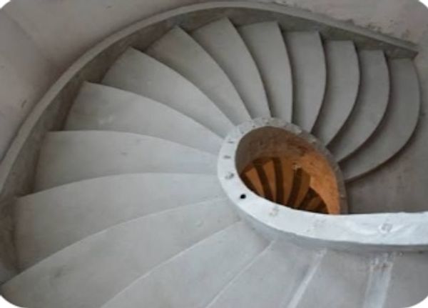 Beton Pilləkənlər Yığırıq Müxtəlif Görünüşdə