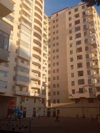 3-otaqlı Yeni tikili, Yasamal r. A.Şərifzadə 241, 145 m²