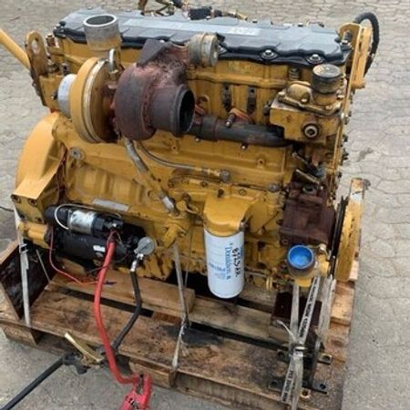 "CAT C7" mühərriki