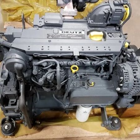 "Deutz TCD 2012 L04" mühərriki