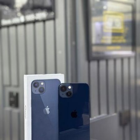 Apple iPhone 13 Midnight 128GB/4GB