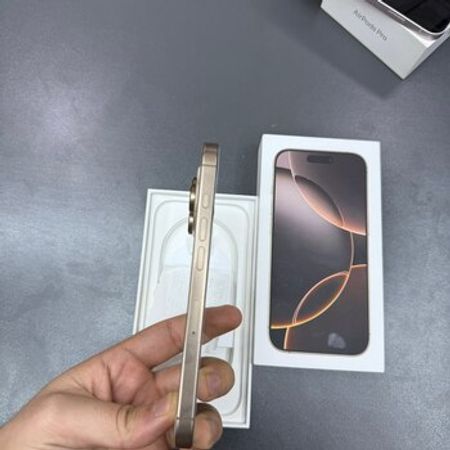 Apple iPhone 16 Pro Desert Titanium 256GB/8GB