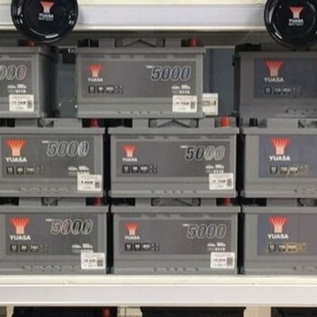 "Yuasa 62" akkumulyator