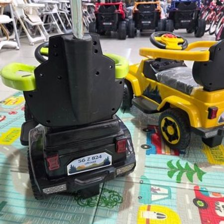 Uşaq avtomobili "Jumpy Car"