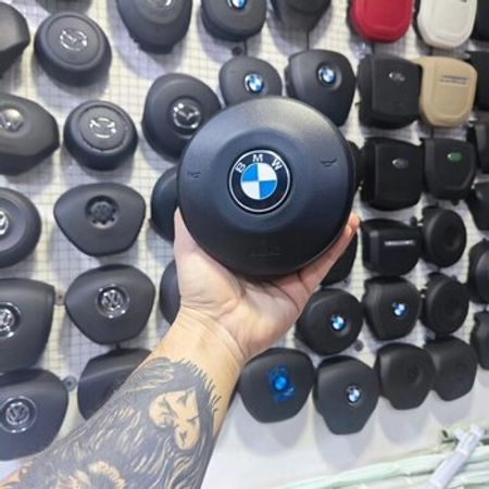 "BMW X5 (F15)" airbag