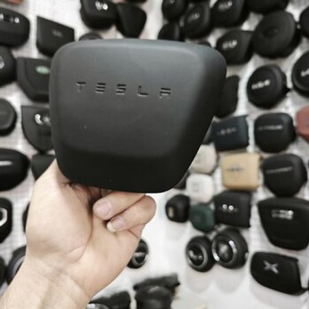 Tesla Model S 2021 üçün airbag