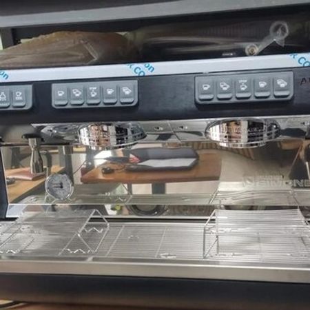 Qəhvə aparatı Simonelli – Biznes üçün avadanlıq – ucuztap.az